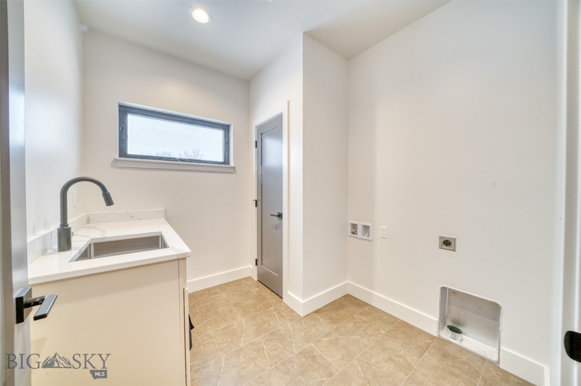 405 Cloudfield Circle