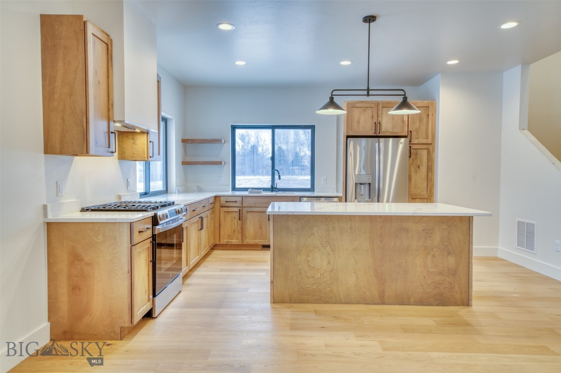 405 Cloudfield Circle