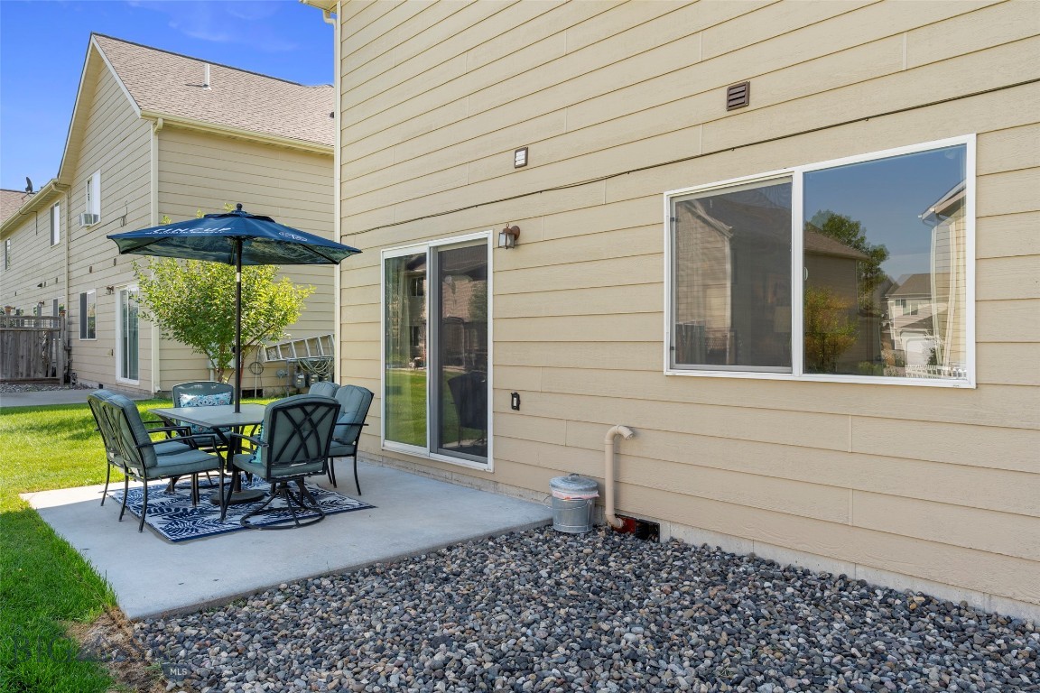 157 E Magnolia Drive