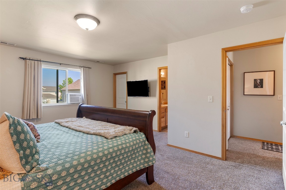 157 E Magnolia Drive