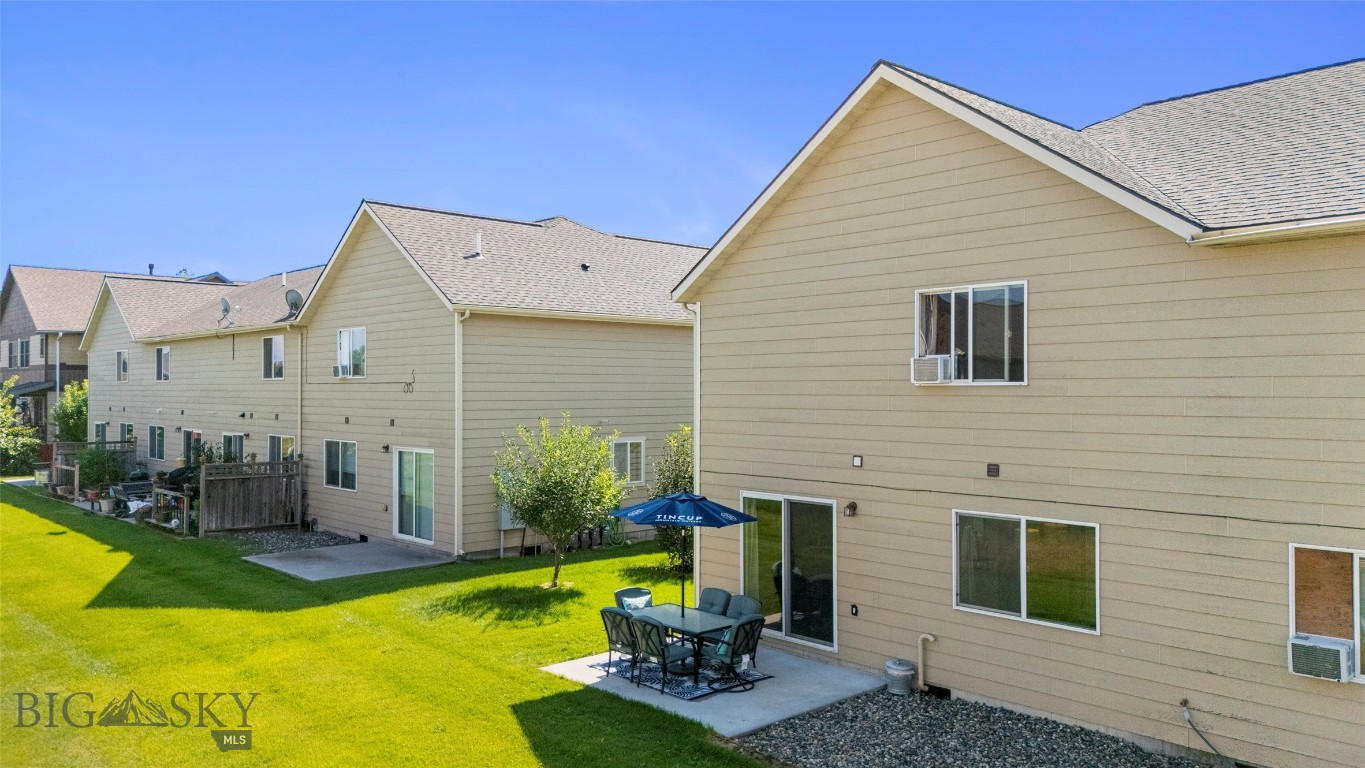 157 E Magnolia Drive