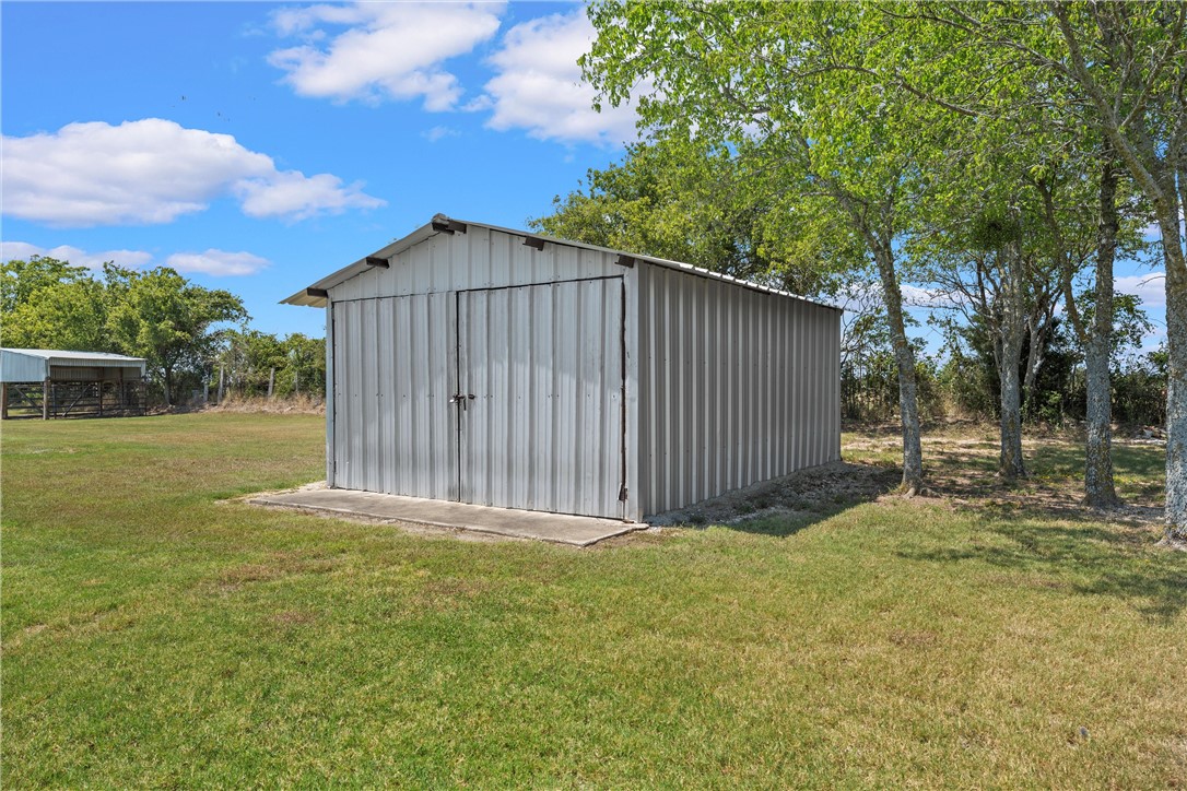 3433 W Tours Road