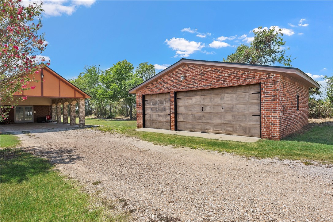 3433 W Tours Road