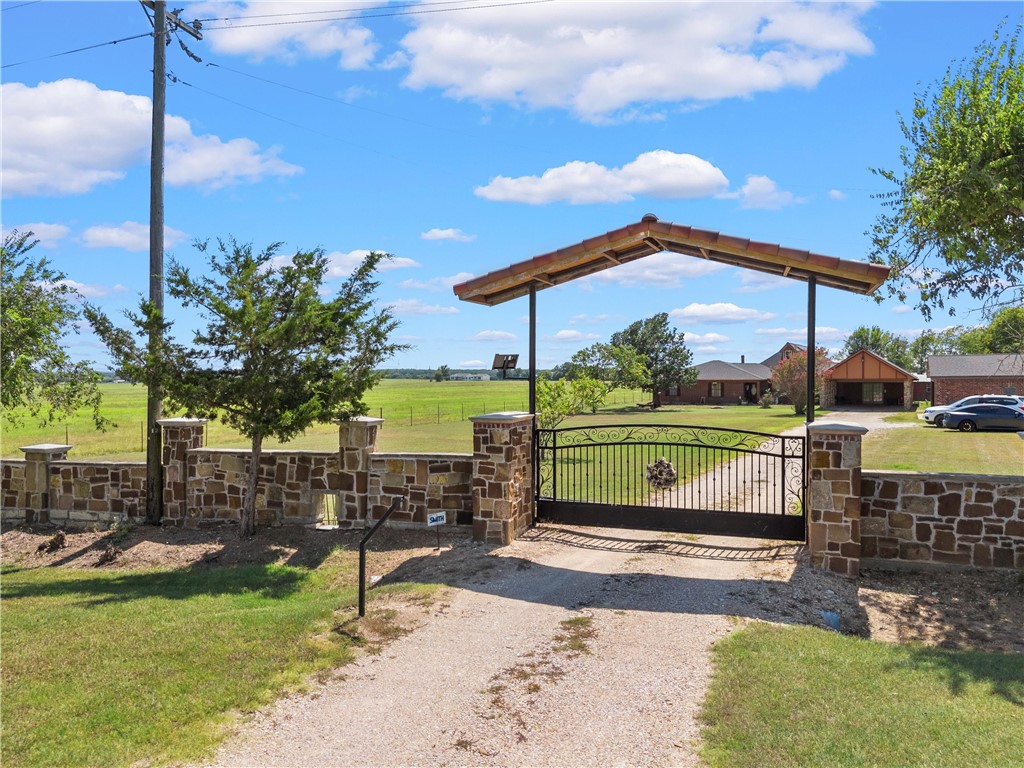 3433 W Tours Road