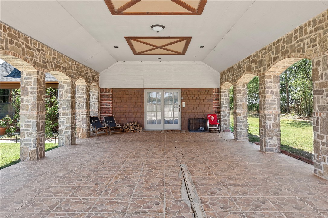 3433 W Tours Road