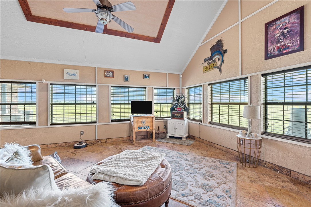 3433 W Tours Road