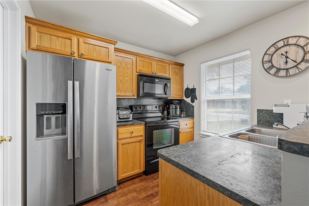 129 N Lakeview Drive