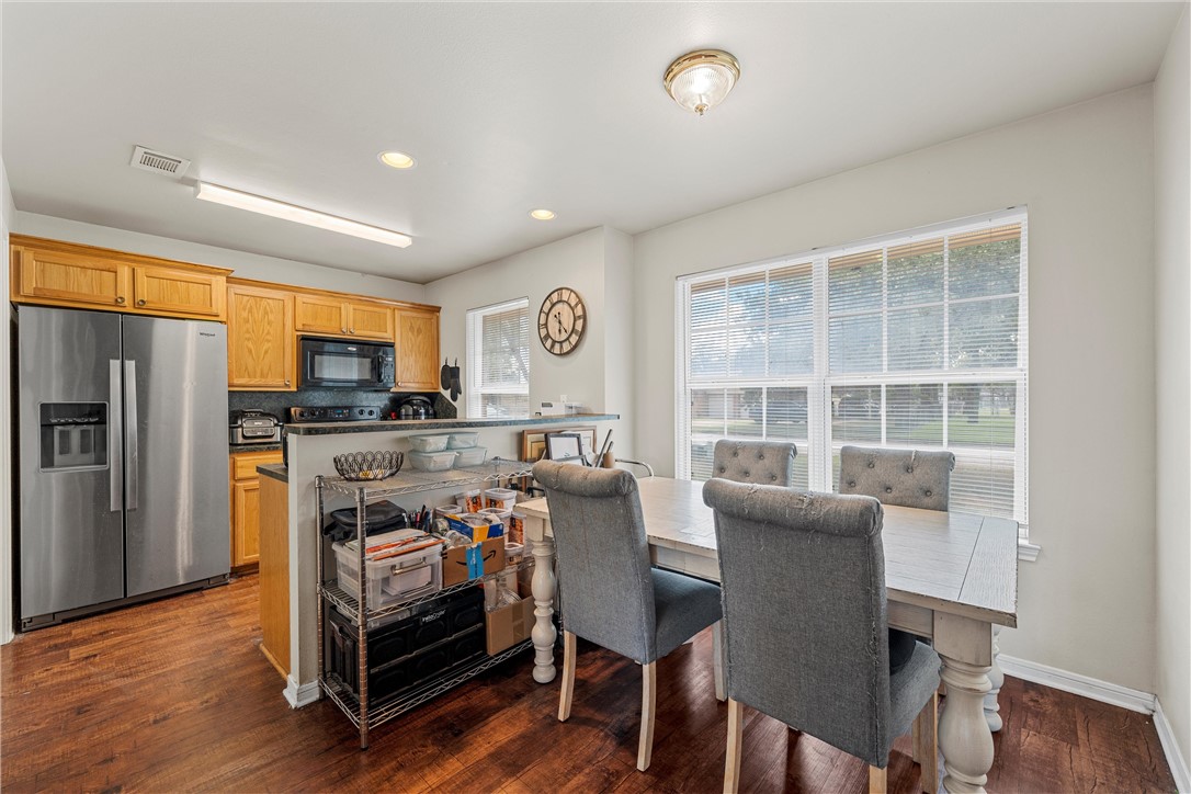 129 N Lakeview Drive