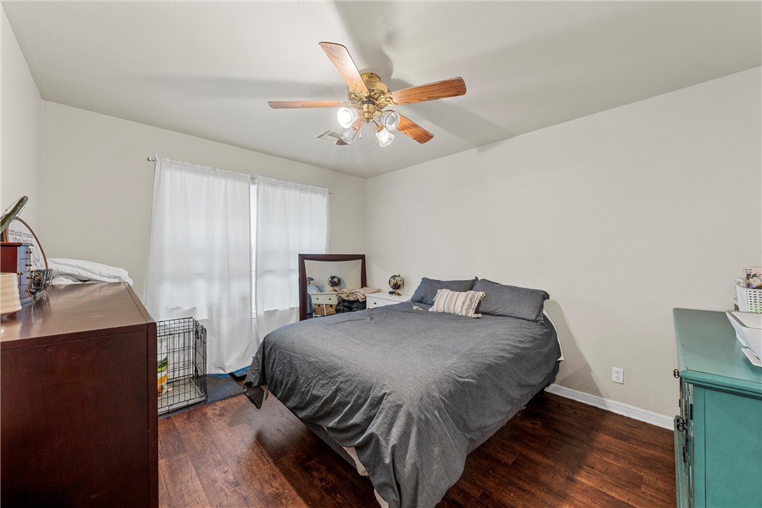 129 N Lakeview Drive