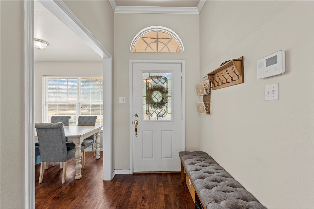 129 N Lakeview Drive