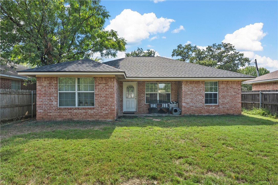129 N Lakeview Drive