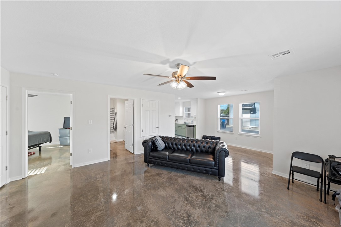 2505 S 7th Street