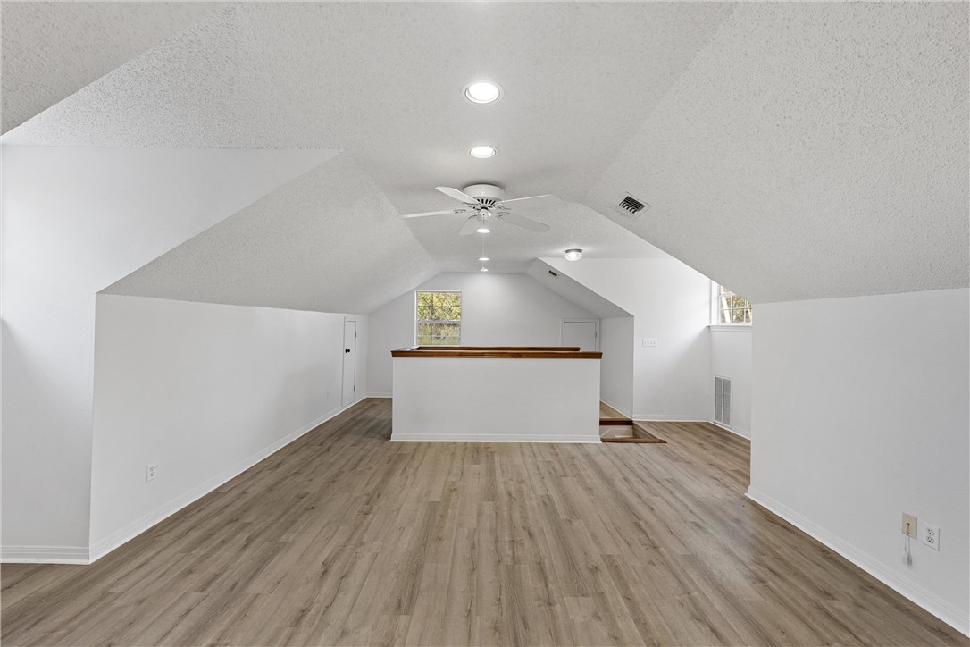 105 Lost Oaks Drive