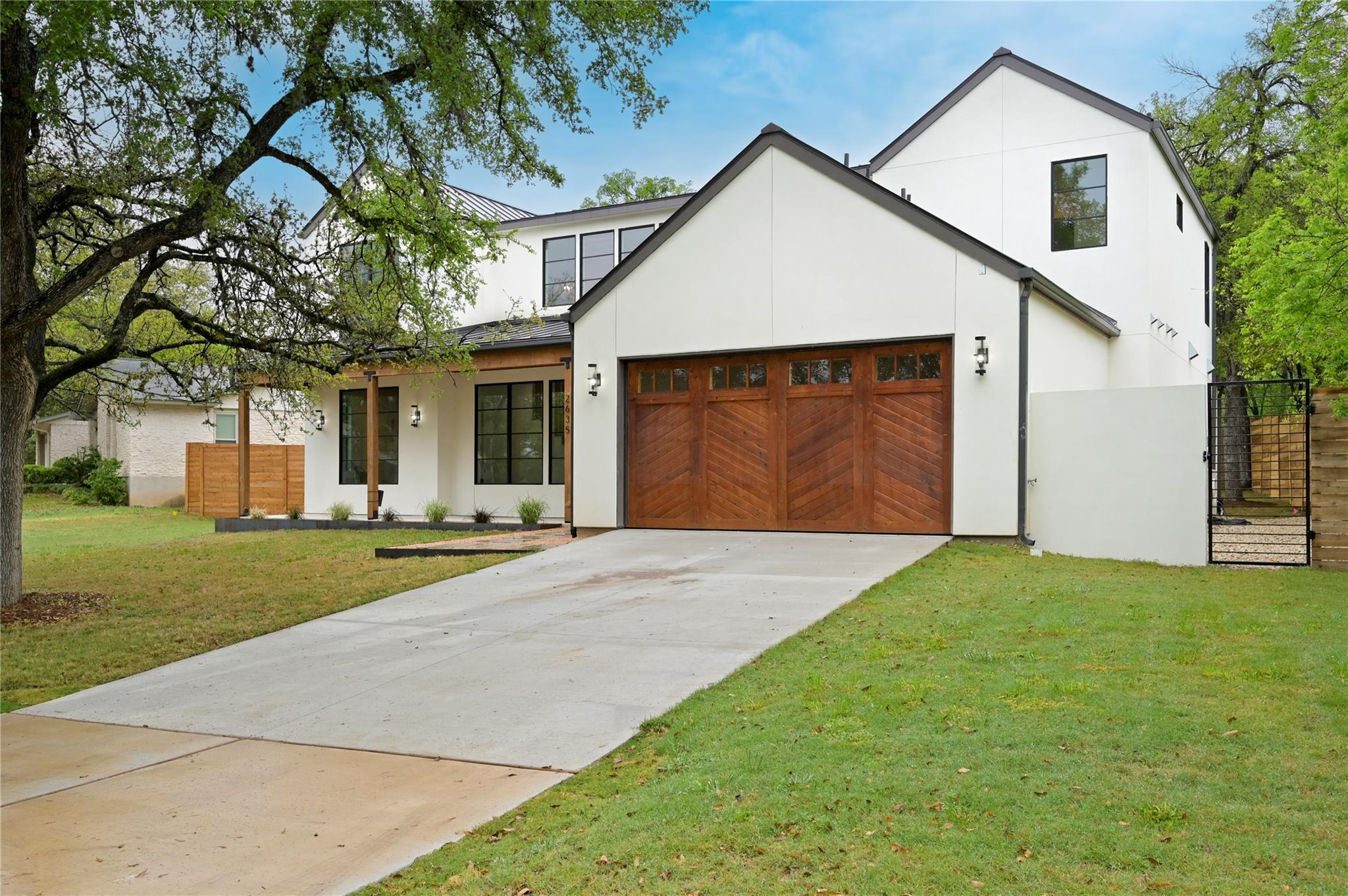 2635 Barton Hills DR