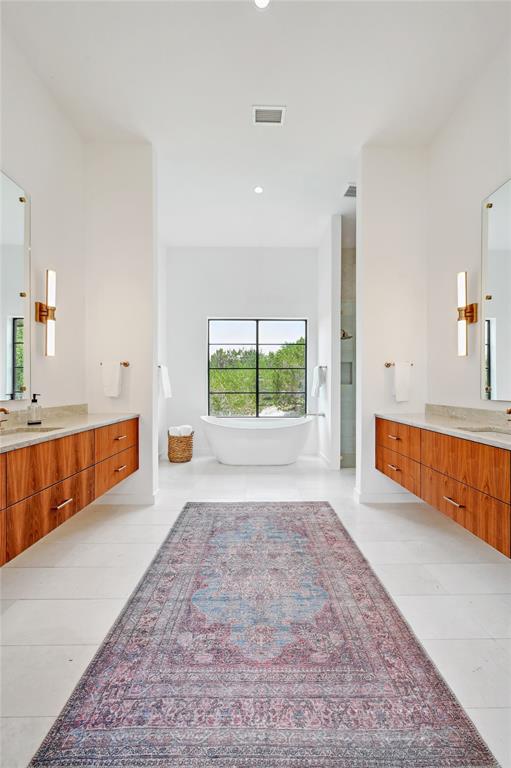 1222 Bluff Woods DR