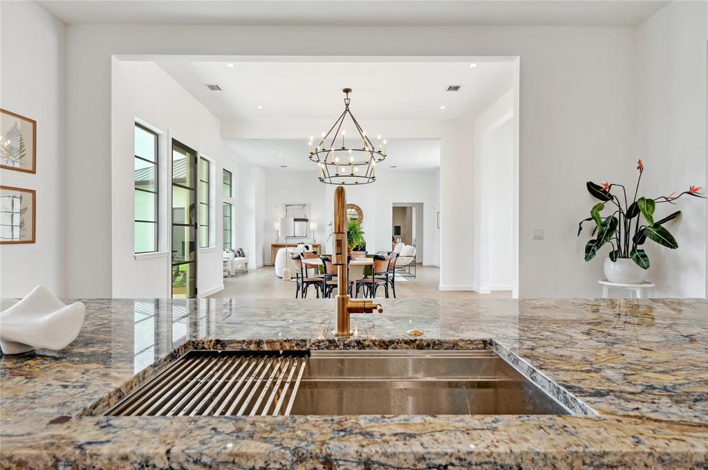 1222 Bluff Woods DR