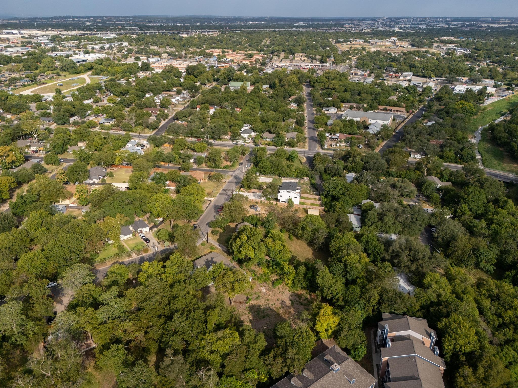 300 Pecan DR