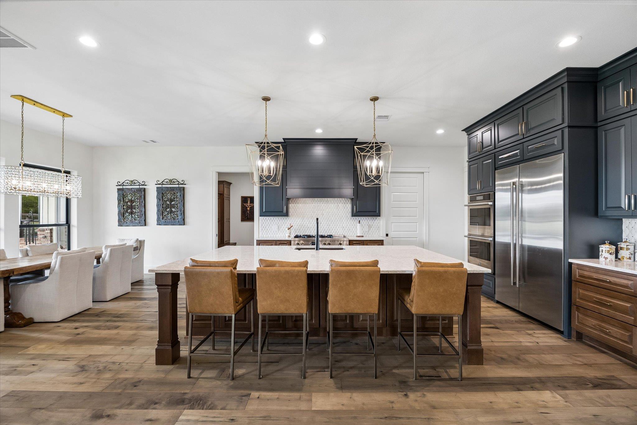 301 W Viejo DR