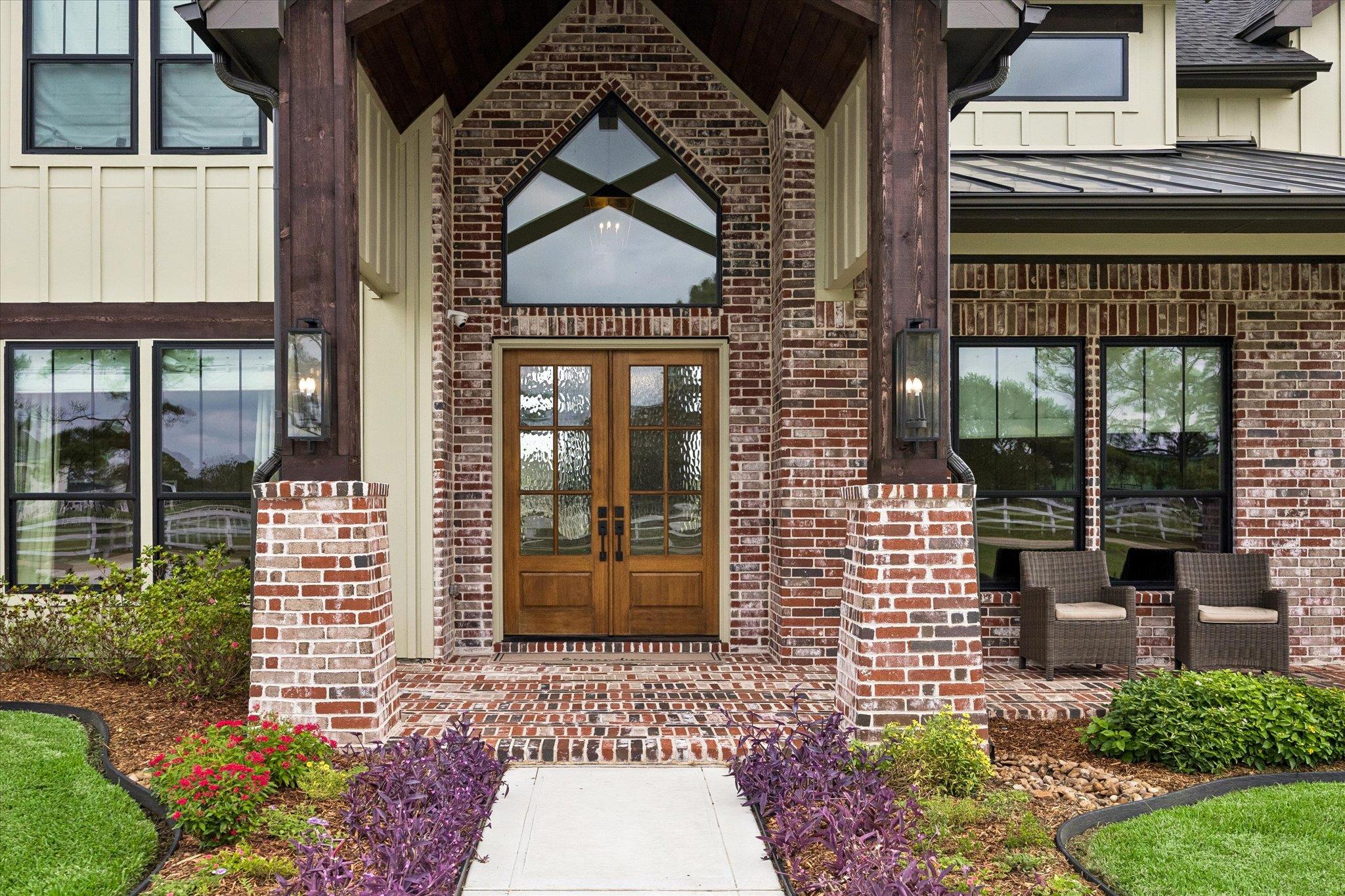 301 W Viejo DR