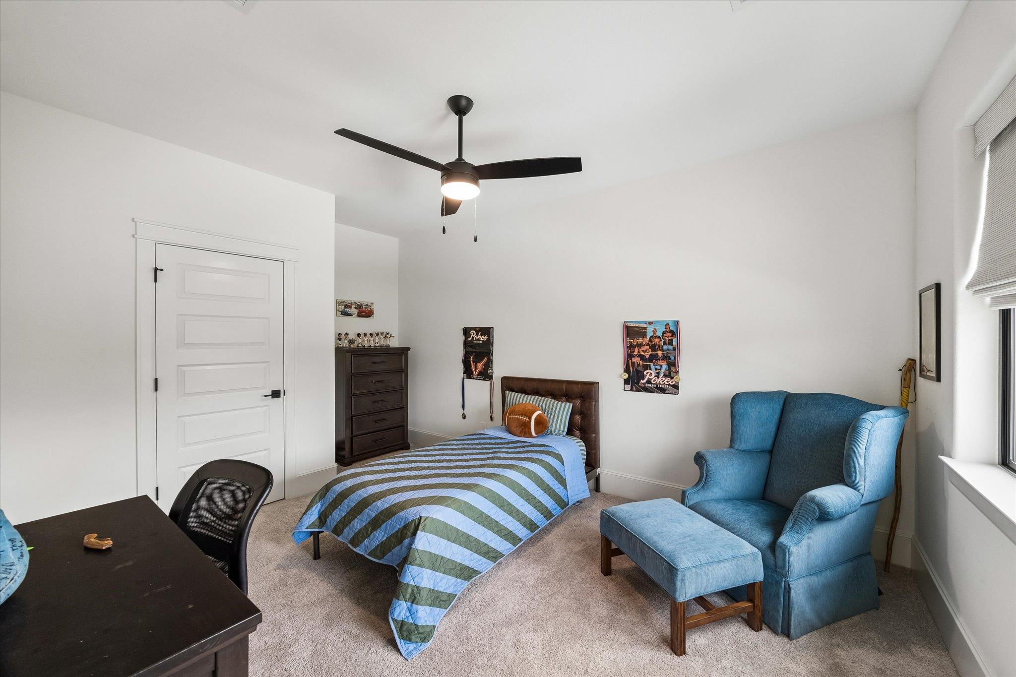 301 W Viejo DR