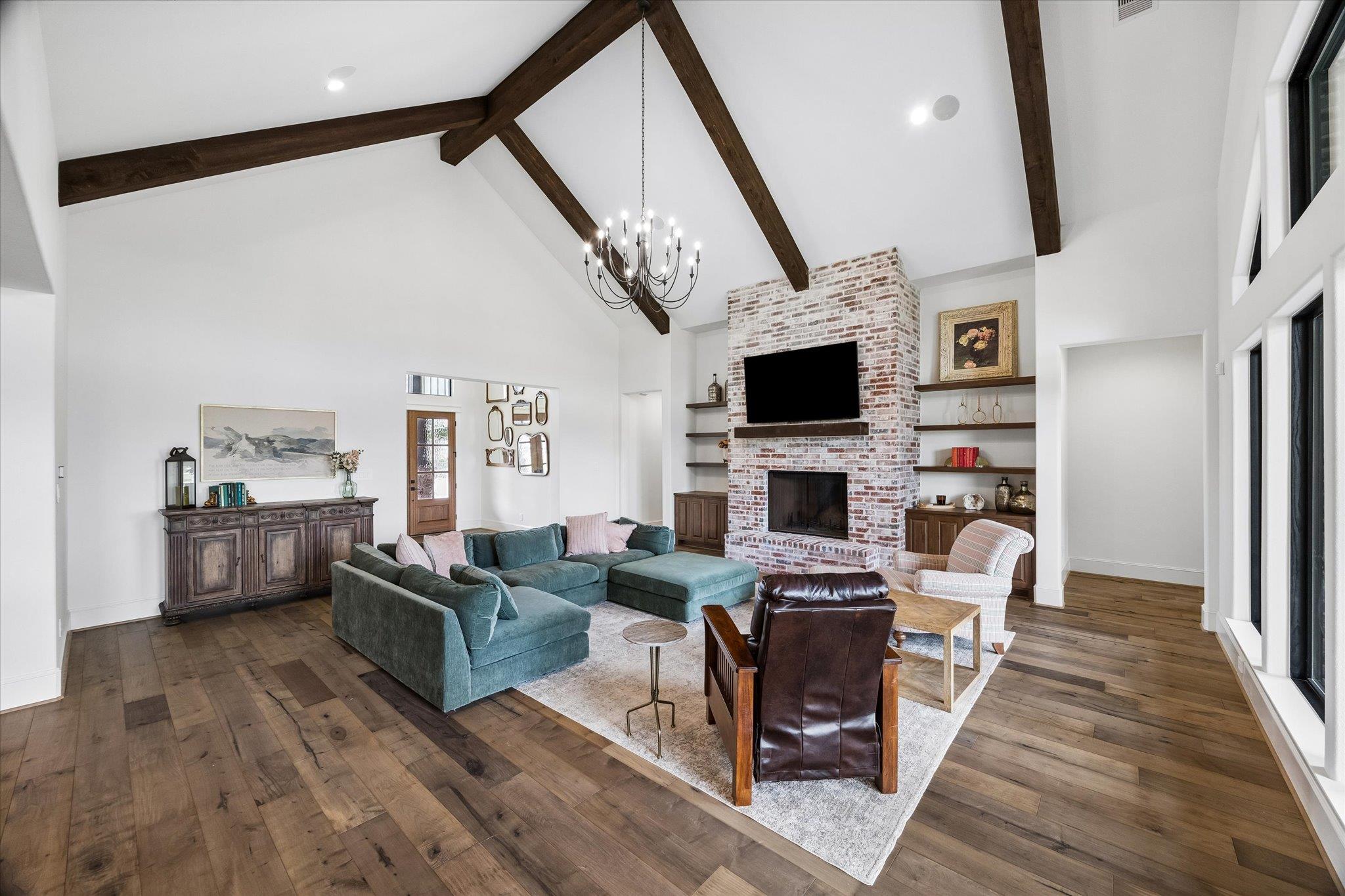 301 W Viejo DR