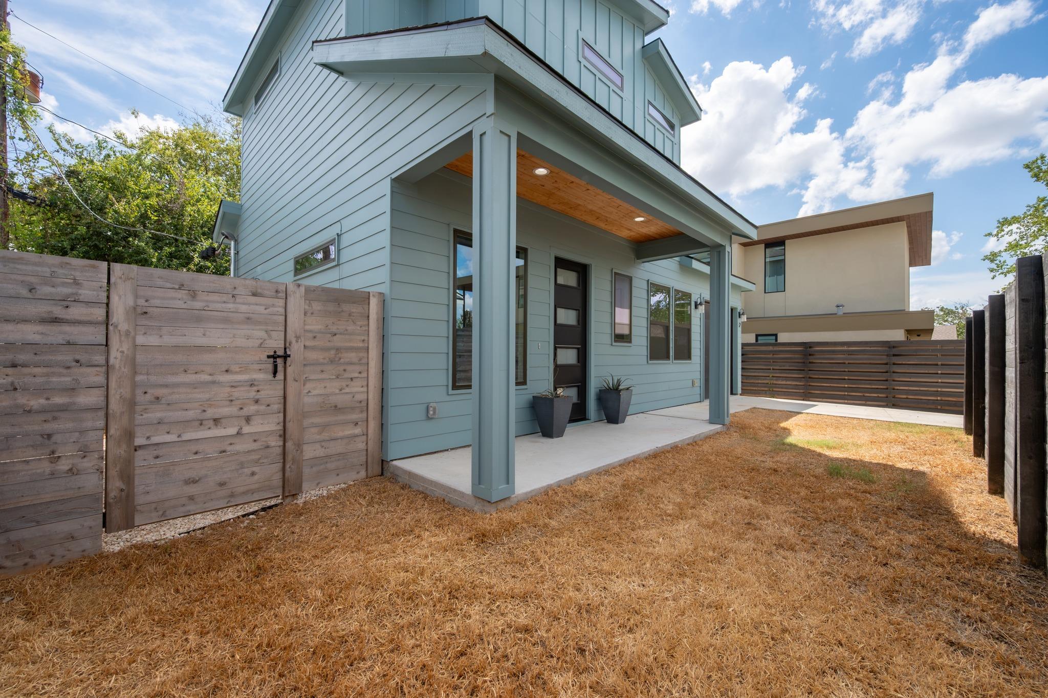 2907 Kuhlman Ave # 2