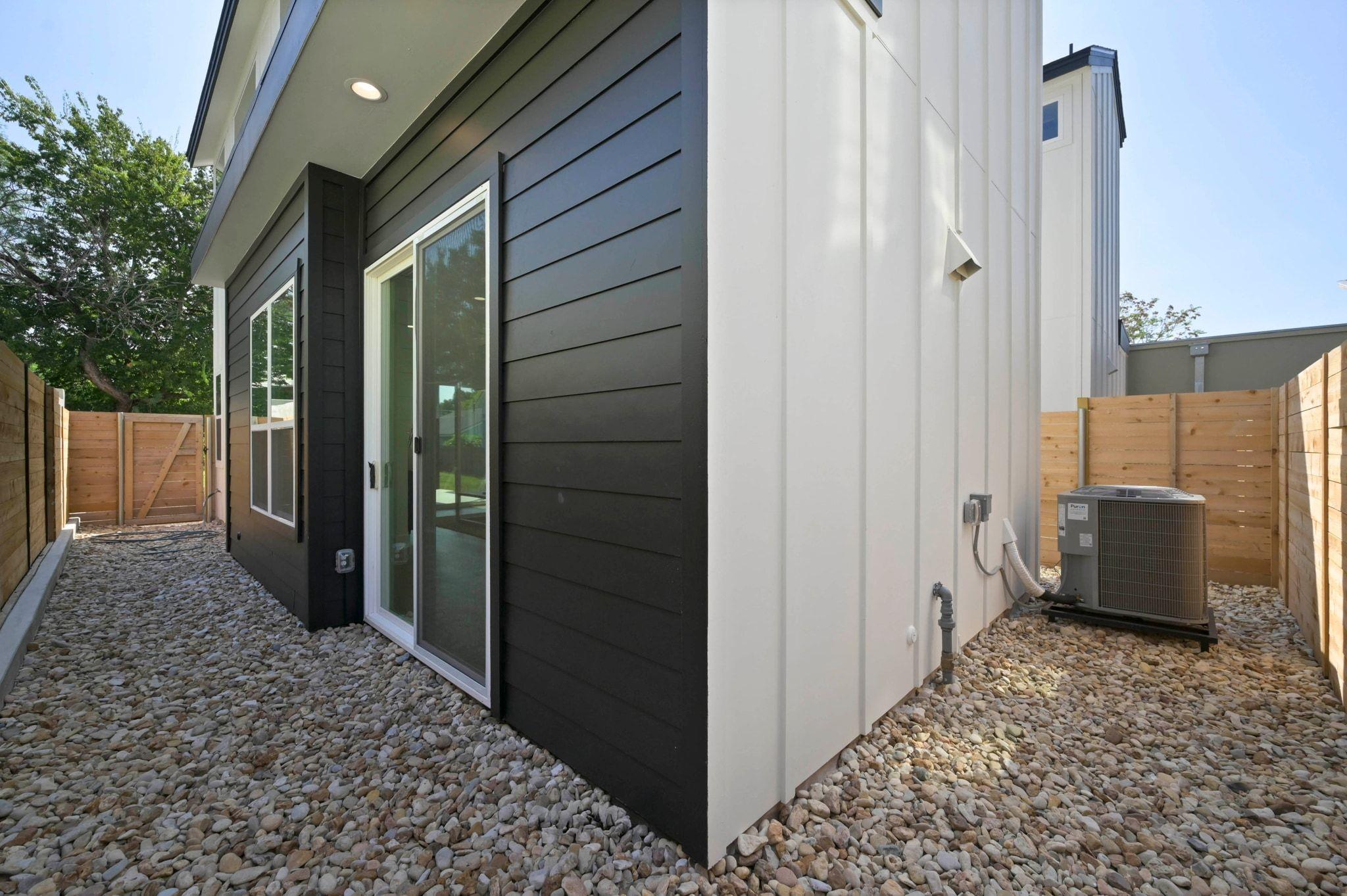 1407 Cedar Ave # 2