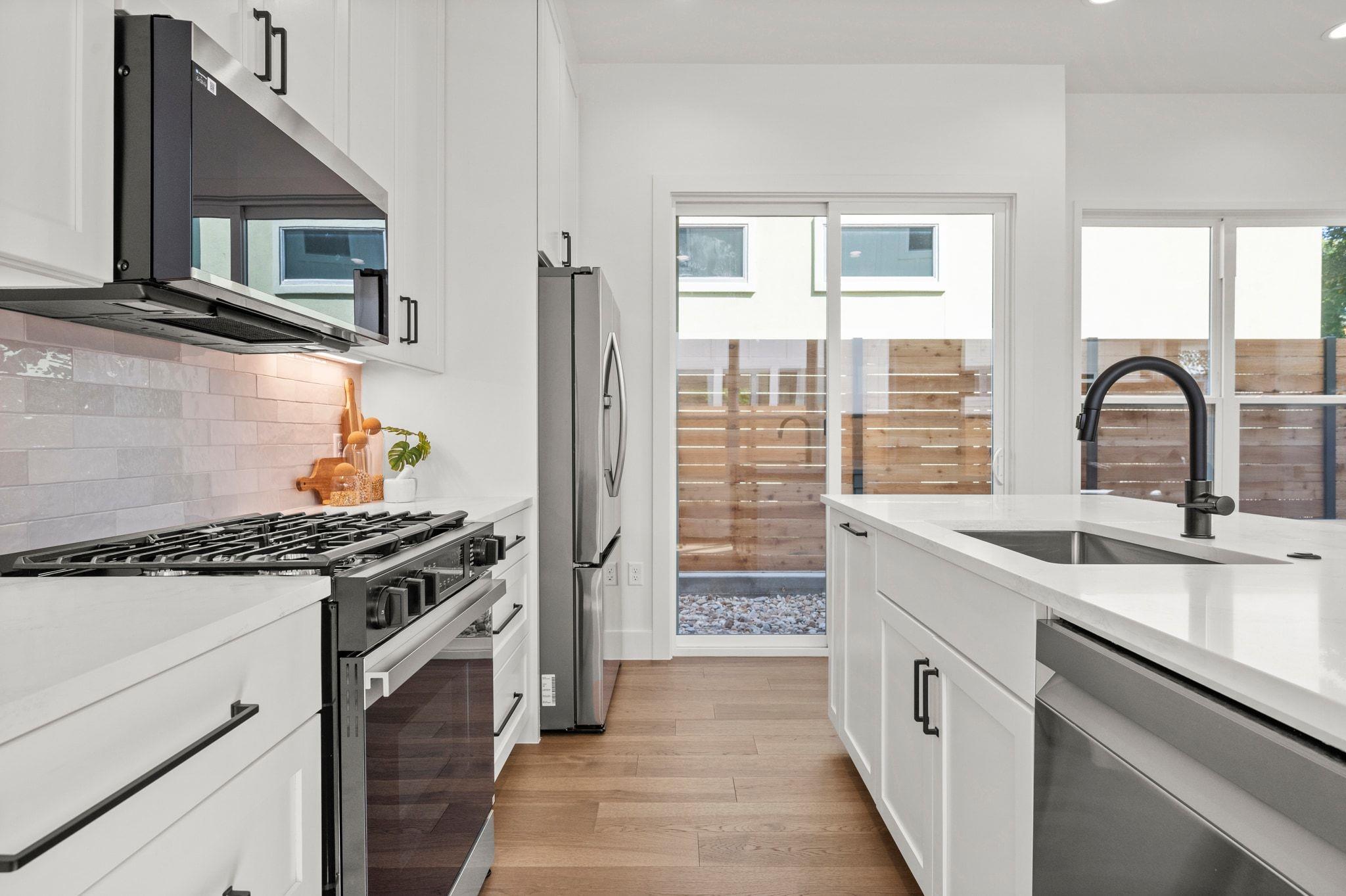 1407 Cedar Ave # 2