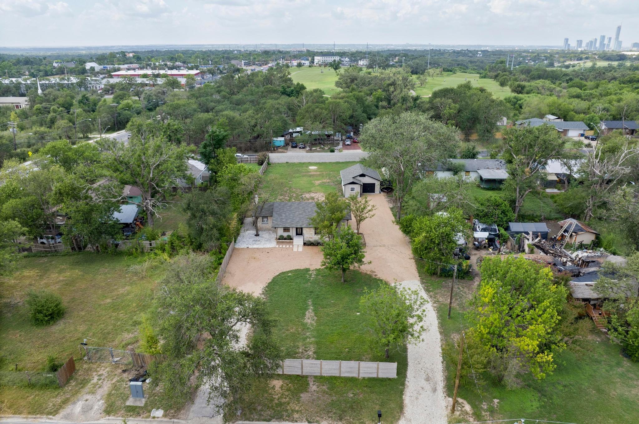 3501 Pecan Springs RD
