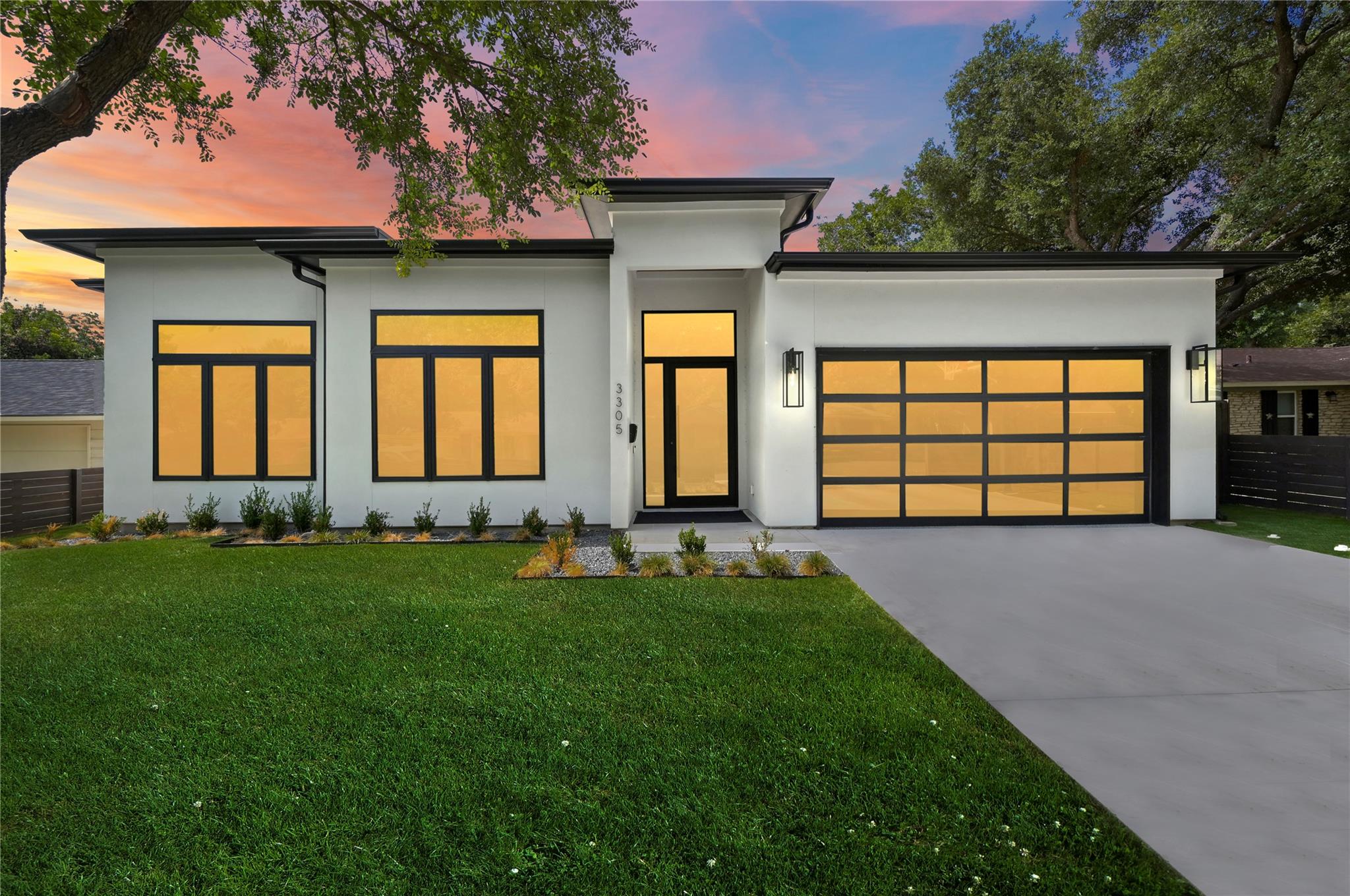 3305 Skylark DR