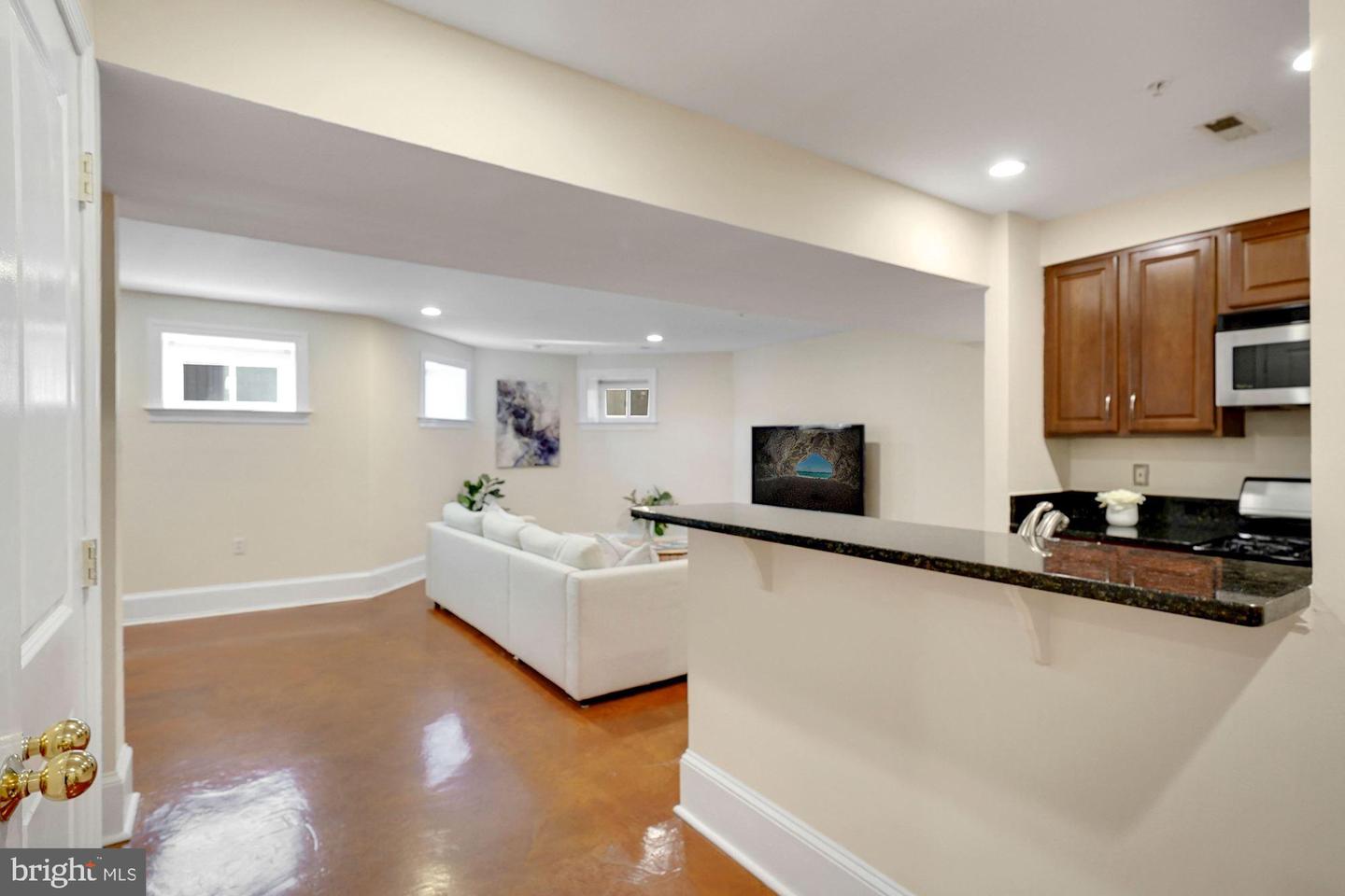1324 Euclid STREET NW Unit: 1