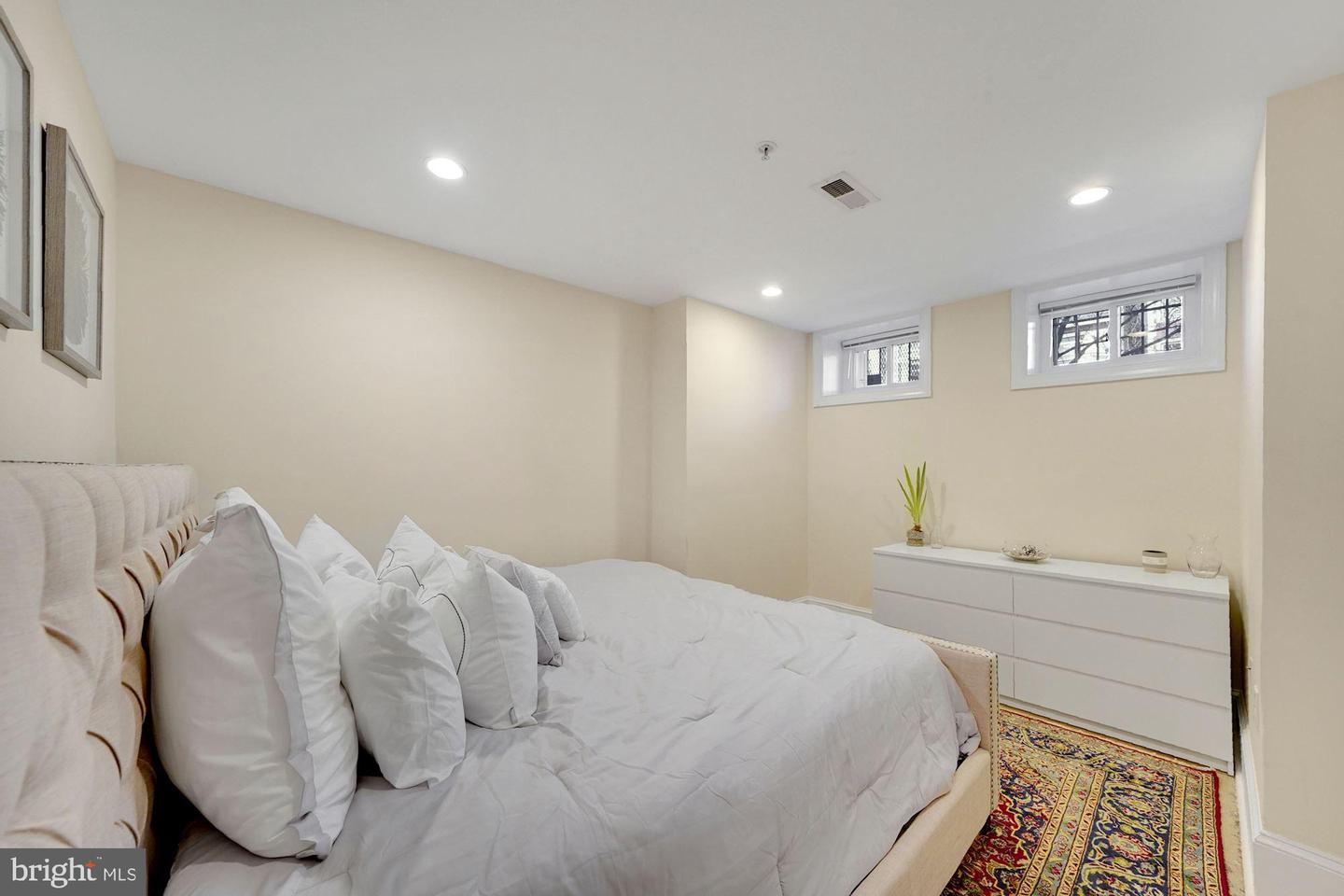 1324 Euclid STREET NW Unit: 1
