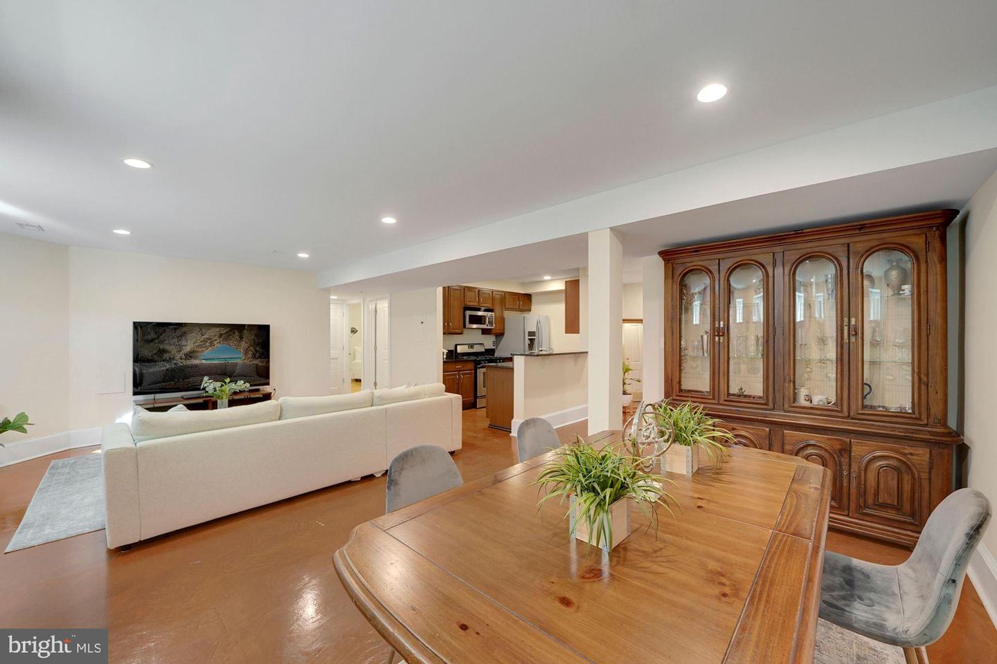 1324 Euclid STREET NW Unit: 1