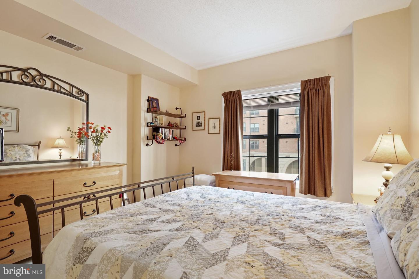 1111 25th STREET NW Unit: 507