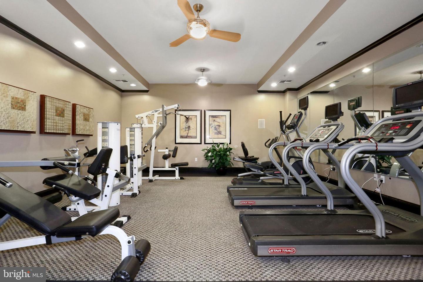 1111 25th STREET NW Unit: 507