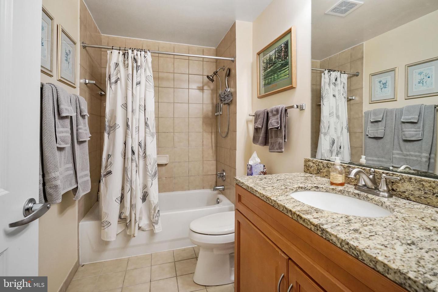 1111 25th STREET NW Unit: 507