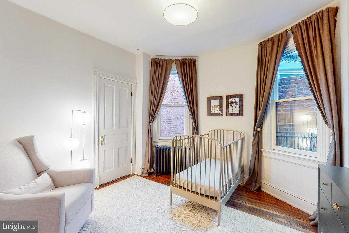 119 V STREET NW