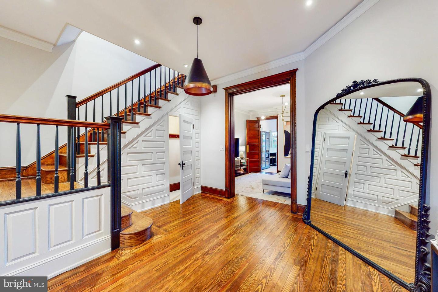 119 V STREET NW