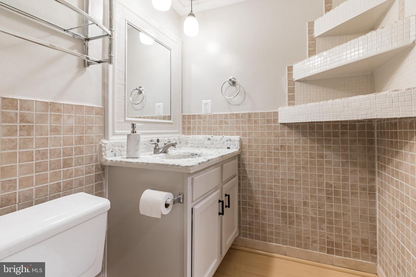 1115 12th STREET NW Unit: 303