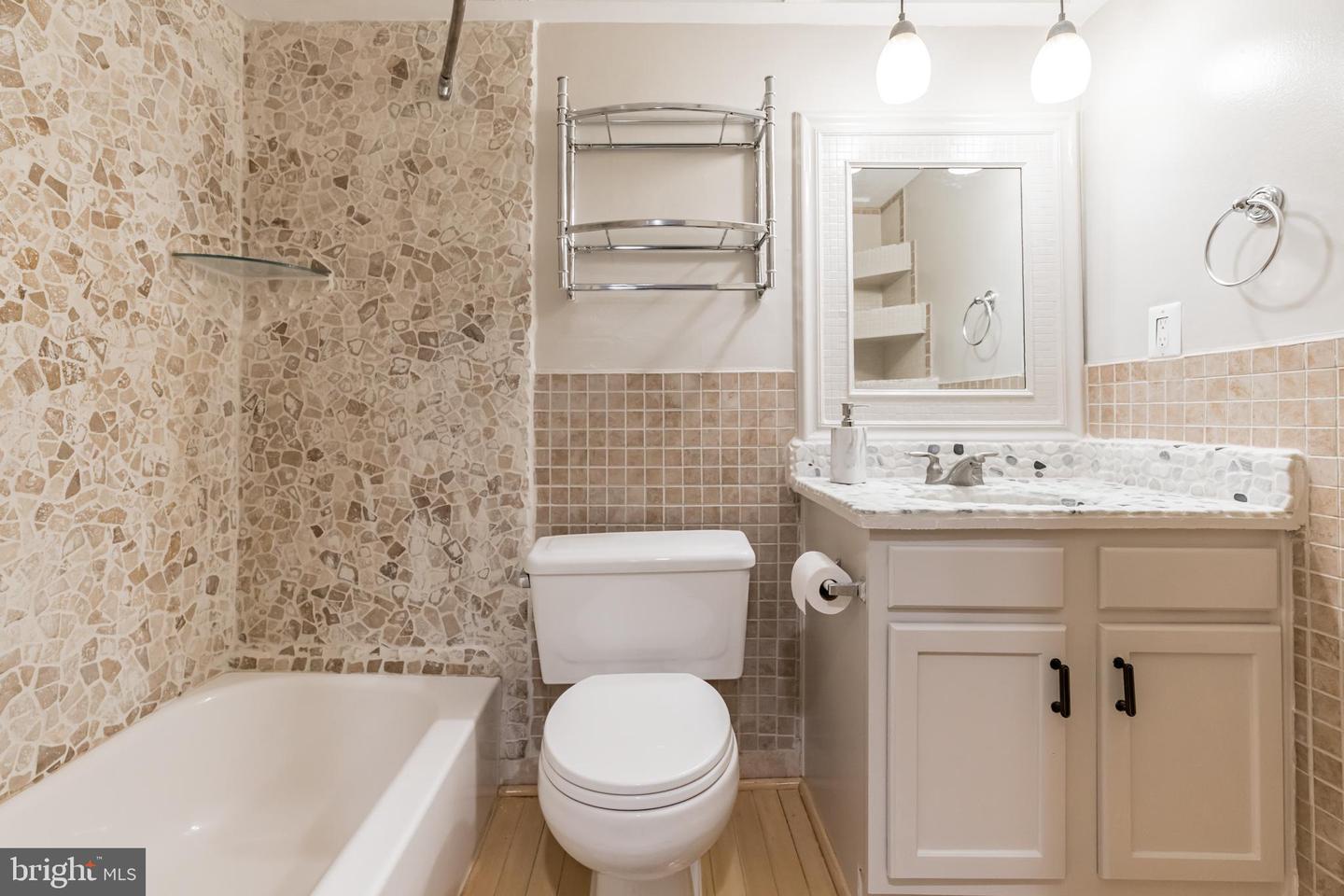 1115 12th STREET NW Unit: 303