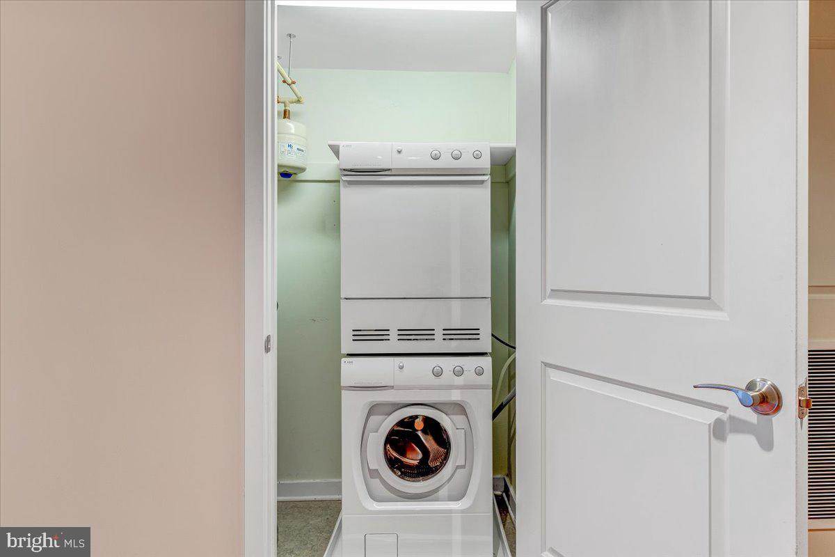 1025 1st STREET SE Unit: 1108