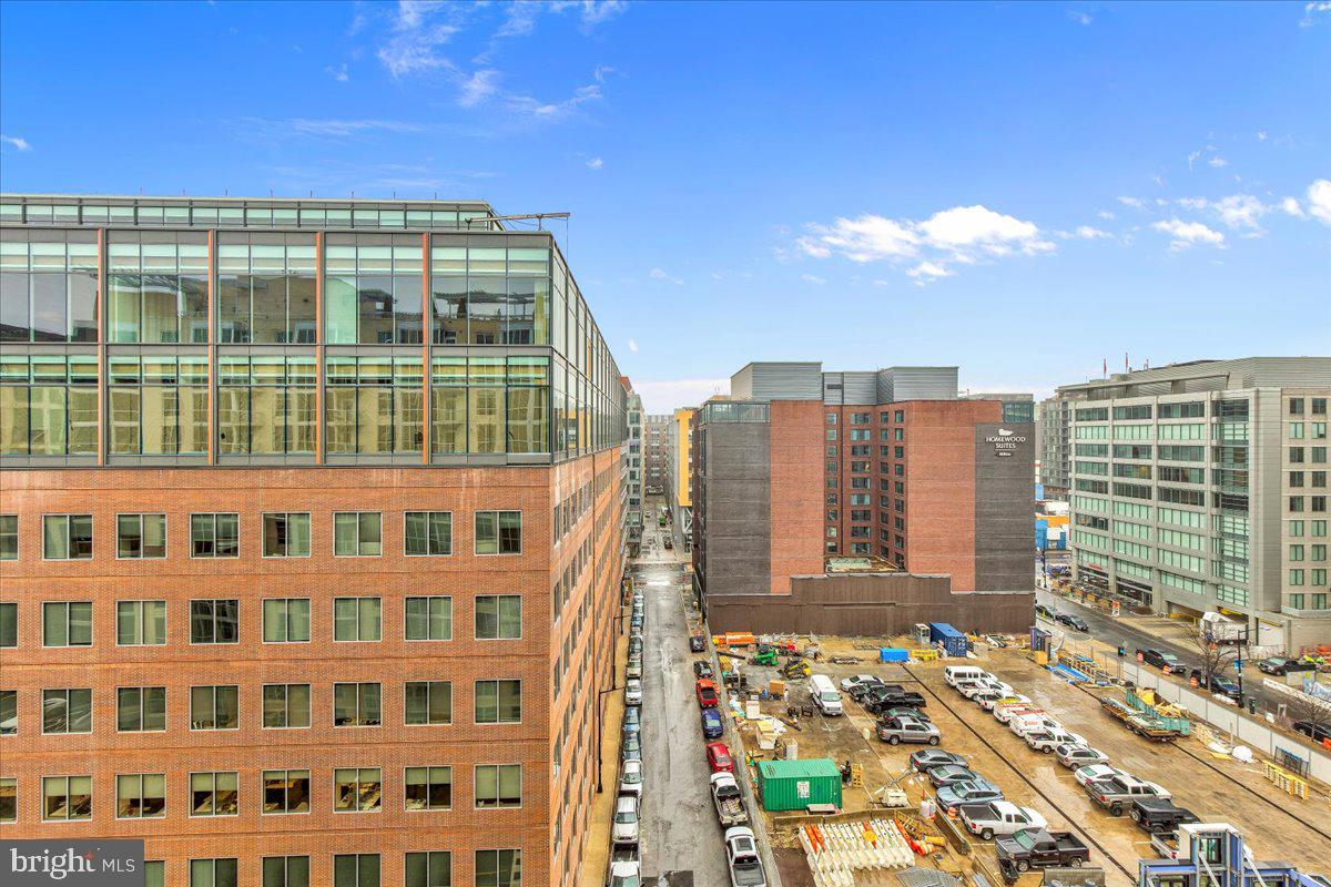 1025 1st STREET SE Unit: 1108