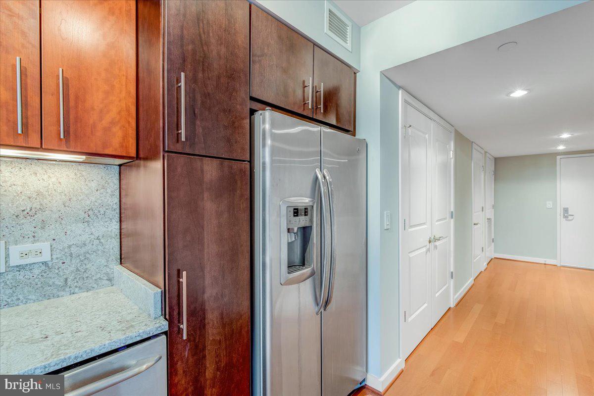 1025 1st STREET SE Unit: 1108