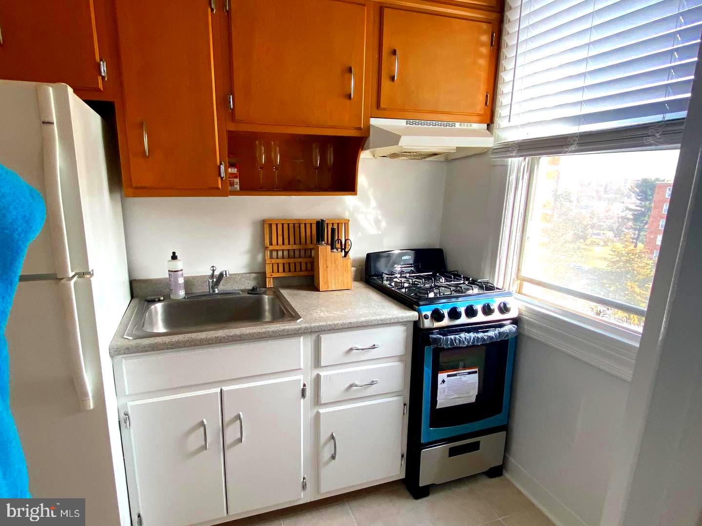 4000 Cathedral AVENUE NW Unit: 854-B