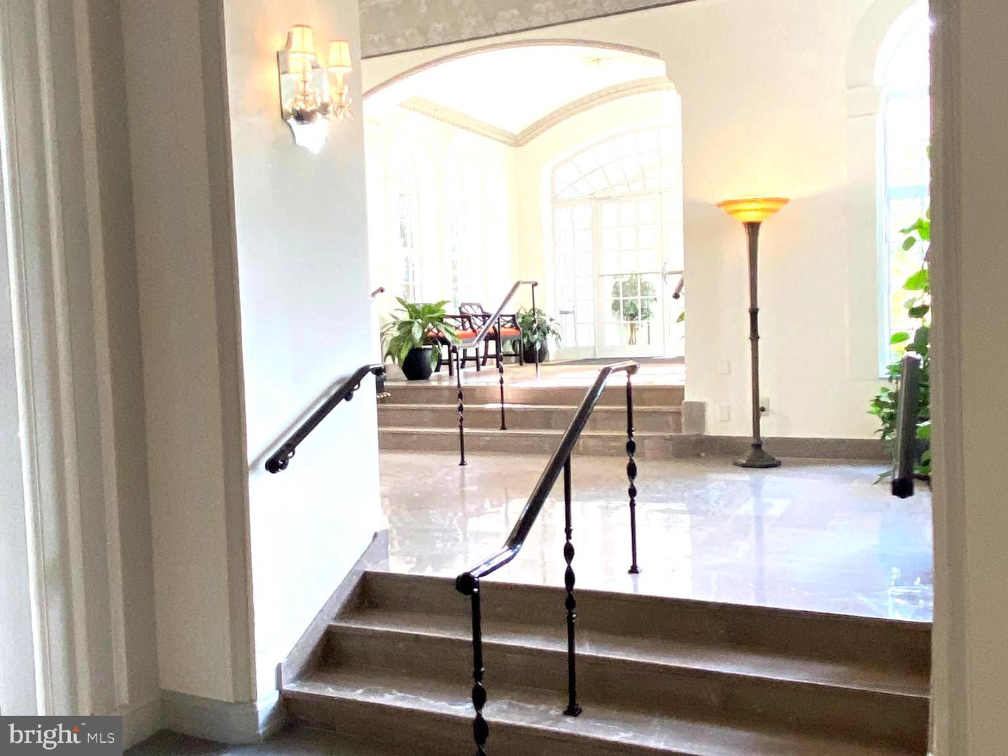 4000 Cathedral AVENUE NW Unit: 854-B