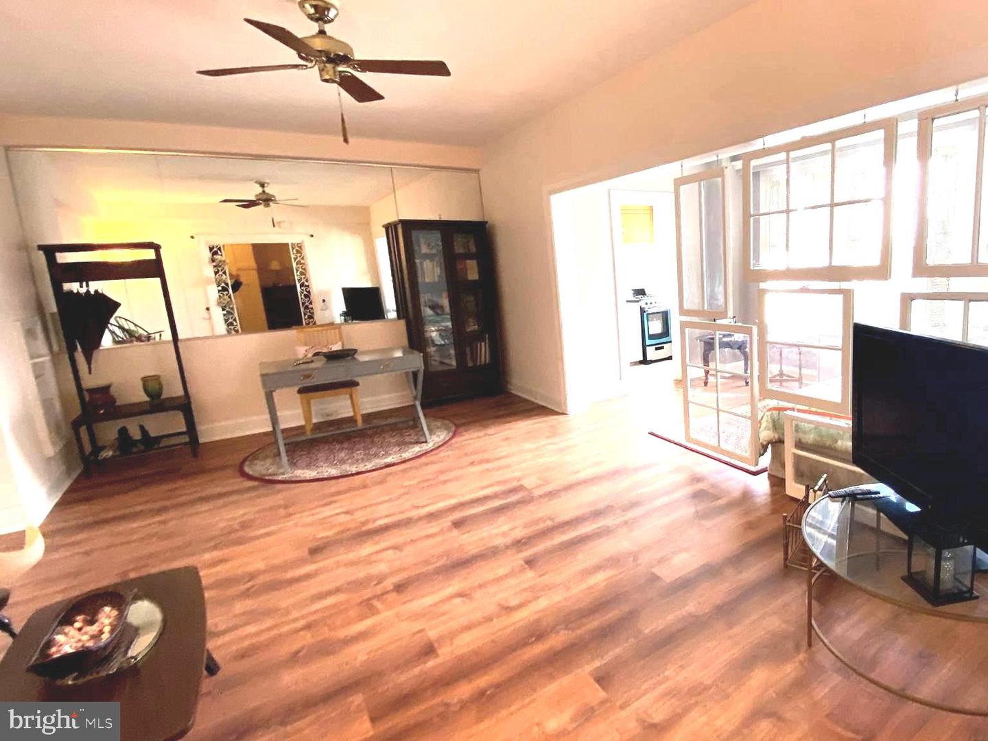 4000 Cathedral AVENUE NW Unit: 854-B
