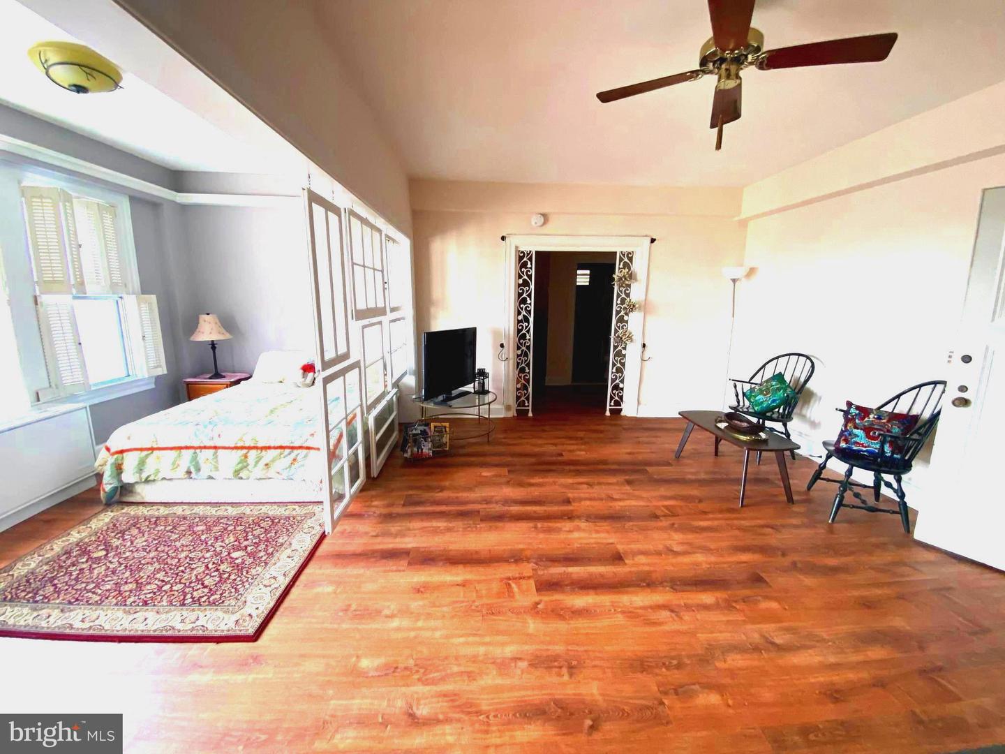 4000 Cathedral AVENUE NW Unit: 854-B