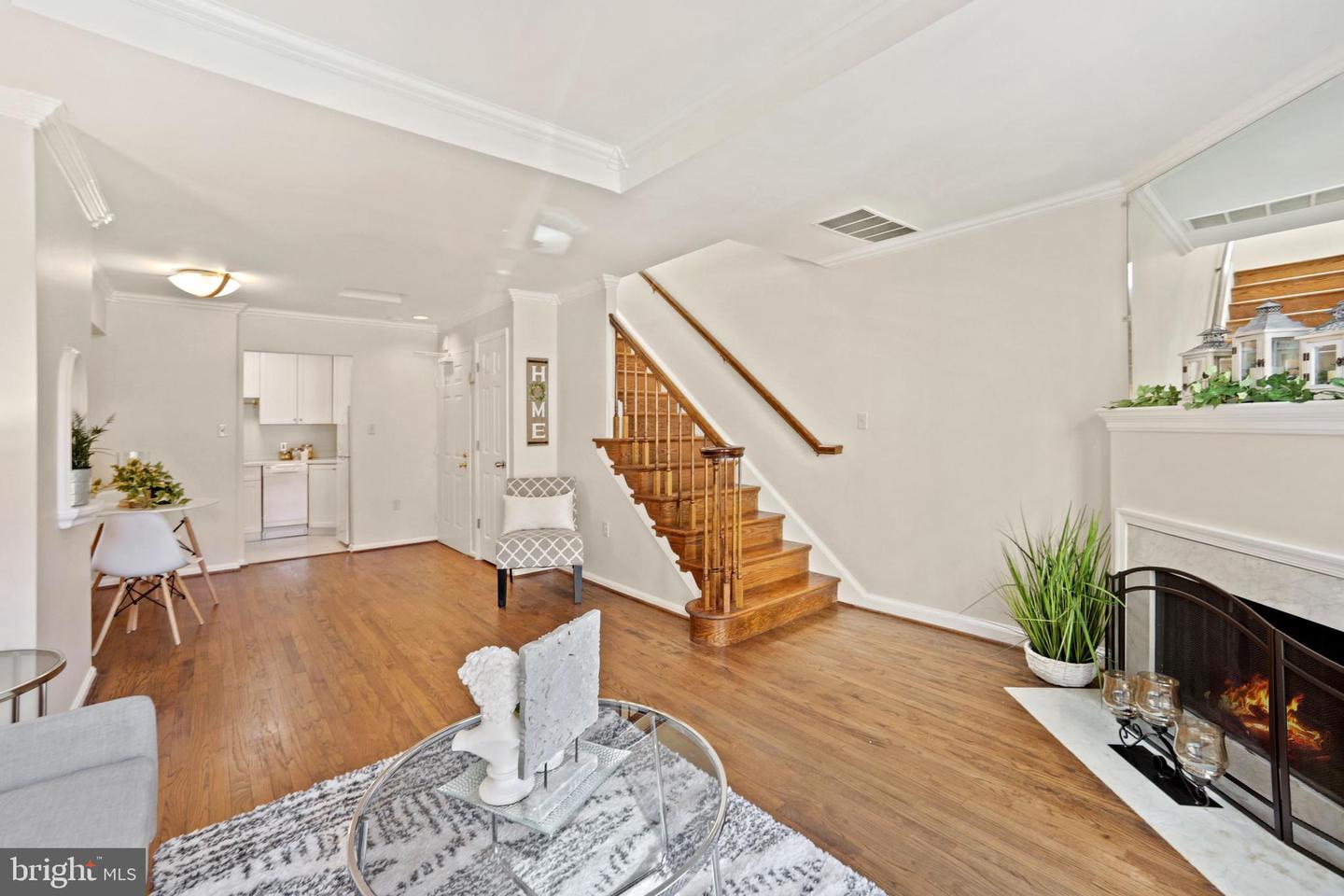 1616 Q STREET NW Unit: E
