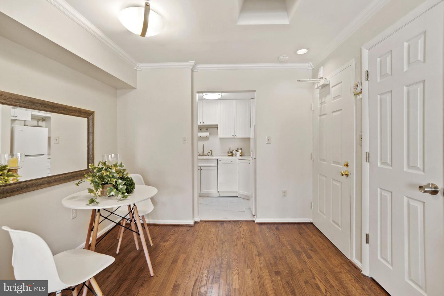 1616 Q STREET NW Unit: E