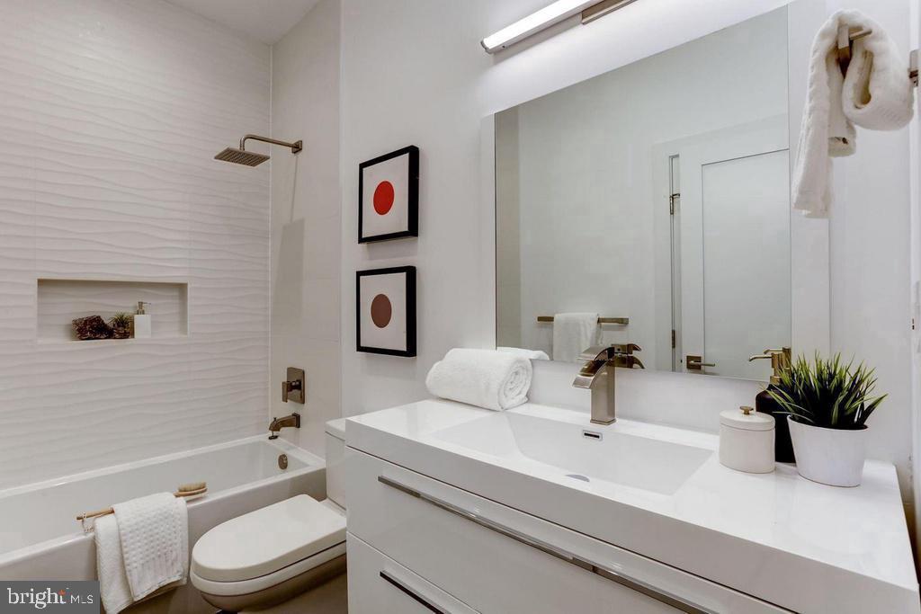 1719 U STREET NW Unit: 2